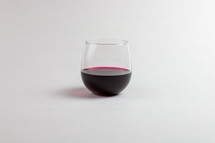 wine in a cup 
