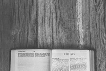 Bible opened to 1 Kings 
