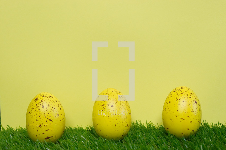speckled Easter eggs 