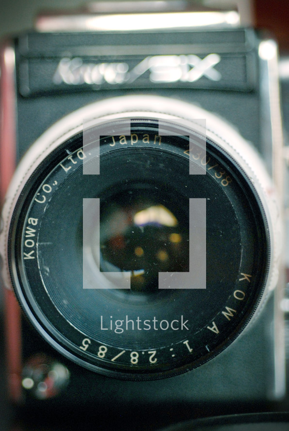 camera lens 
