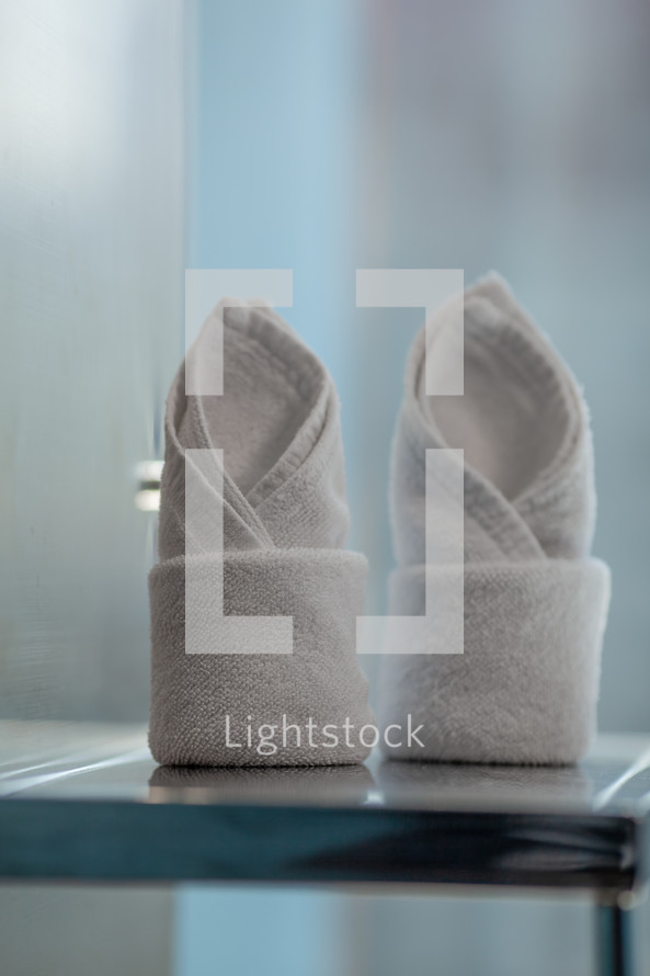 Twin towels set