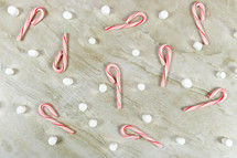 candy canes and marshmallows pattern 