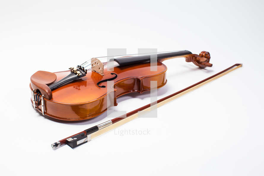 violin and bow 