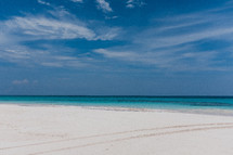 white sand beaches of the Bahamas 