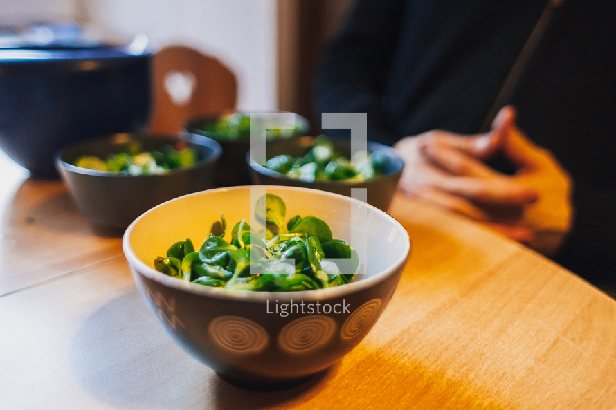 spinach in a bowl 