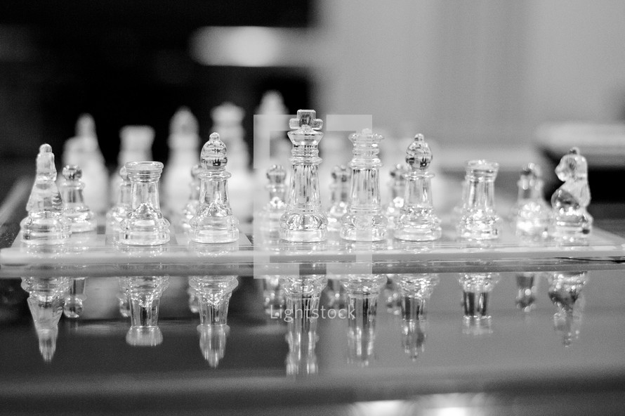 clear chess pieces 