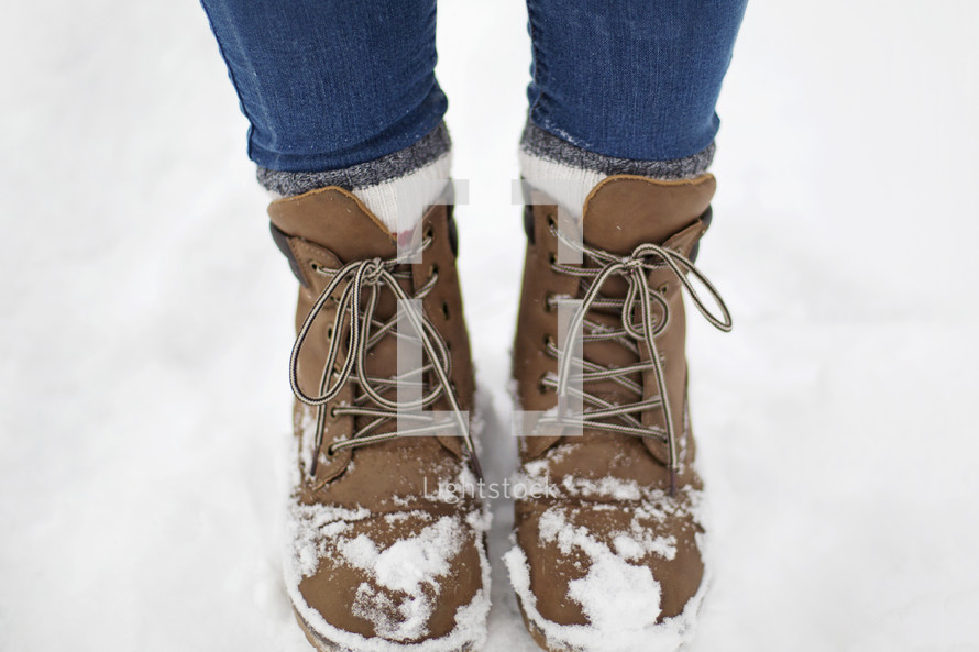 snow on boots 