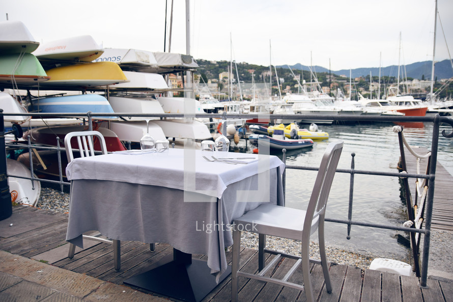 Breakfast in an Italian port