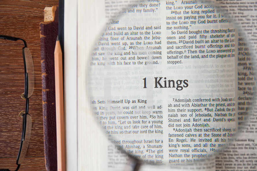 magnifying glass over 1 Kings 