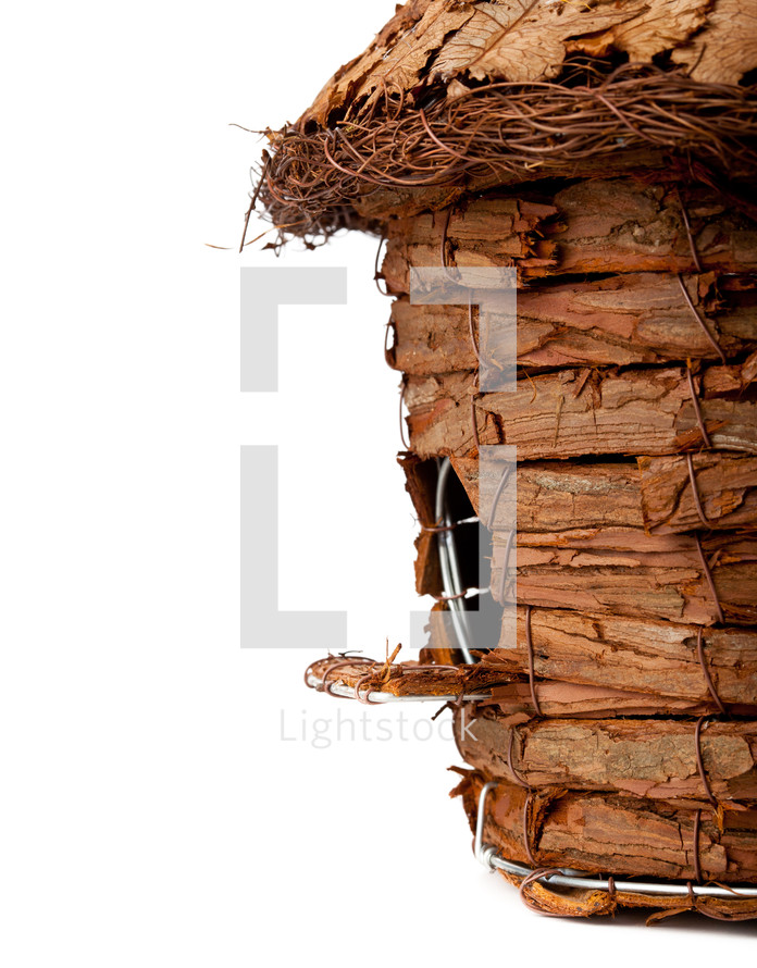 wood birdhouse 