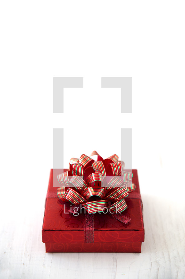 bow on a red gift box 
