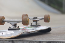 upside down skateboard 