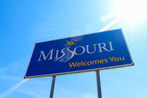 Missouri Welcomes You sign 