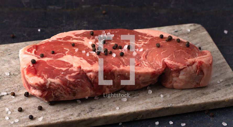 raw steak 