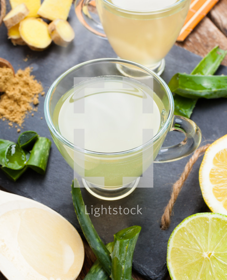 Drink with ginger and lemon