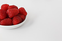 Raspberries in a bowl