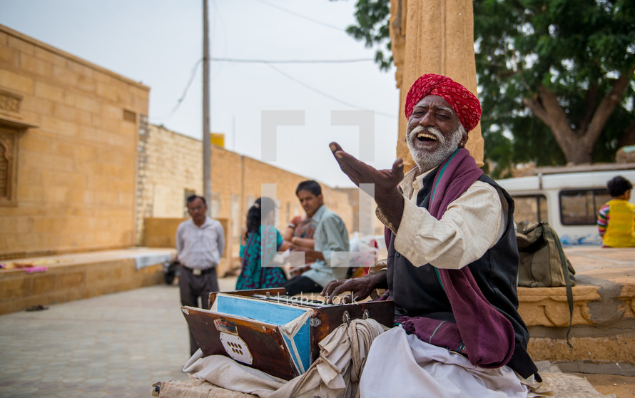 street musician in India 