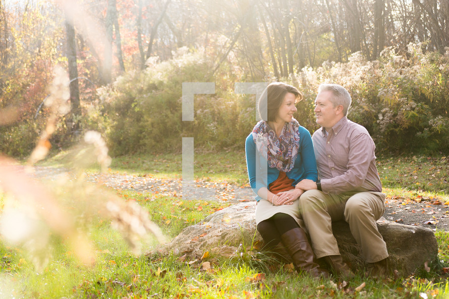 portrait of a couple outdoors in fall 