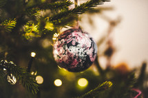 ball ornament on a Christmas tree