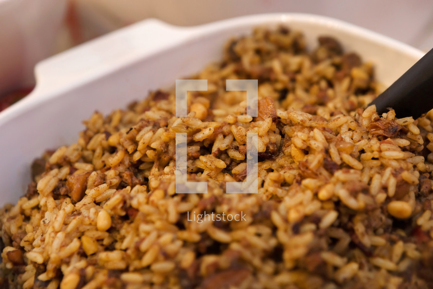 wild rice with bacon and raisins 