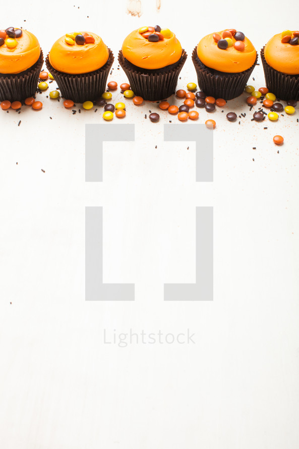 fall cupcakes and Reese's Pieces 