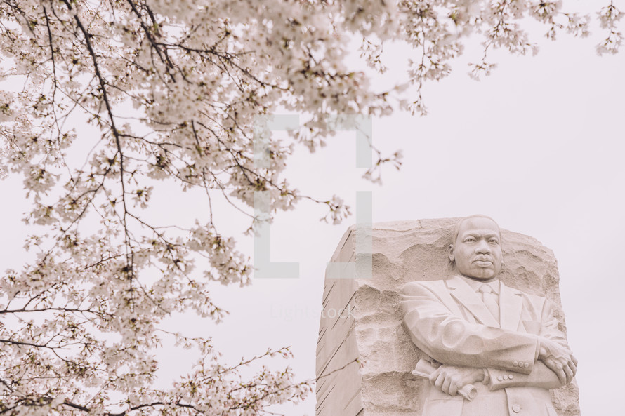 MLK memorial in Washington DC