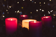 Advent wreath with candles and Christmas tree