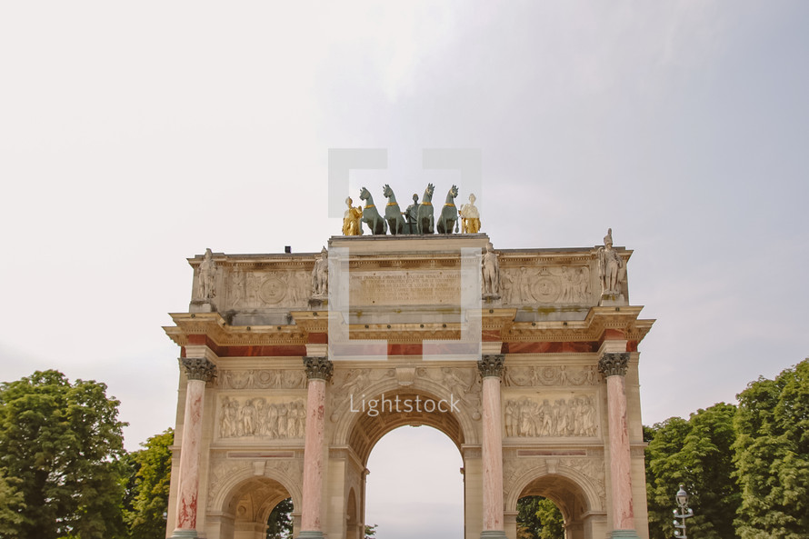 Arc de Triomphe du Carrousel in Paris 