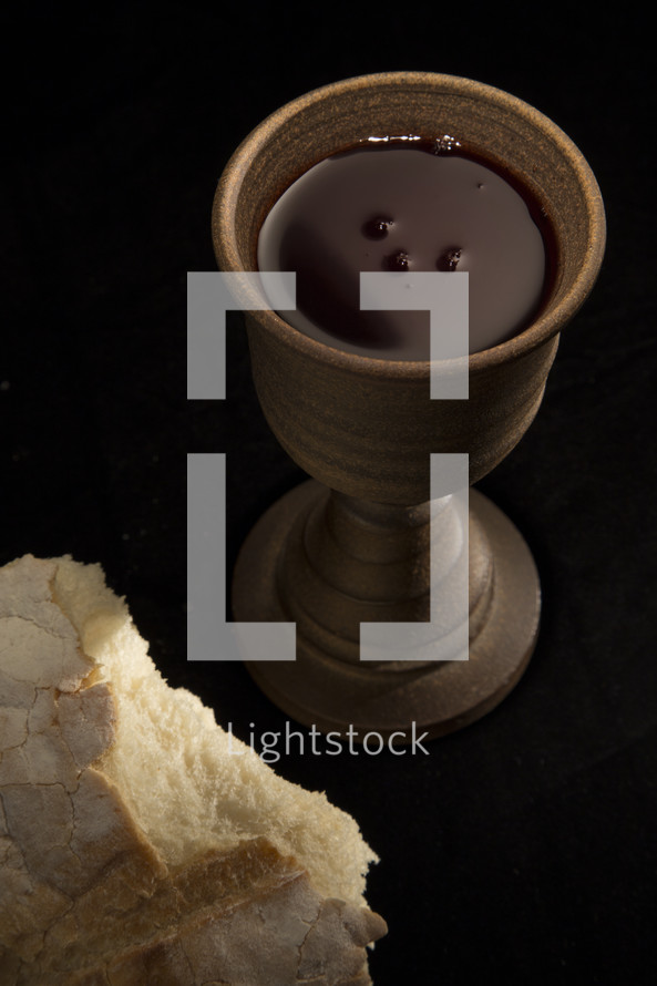 communion bread and wine 