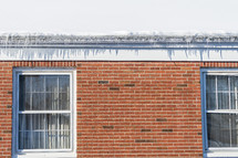 icicles on house gutters 