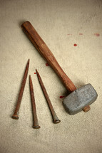 nails and mallet 
