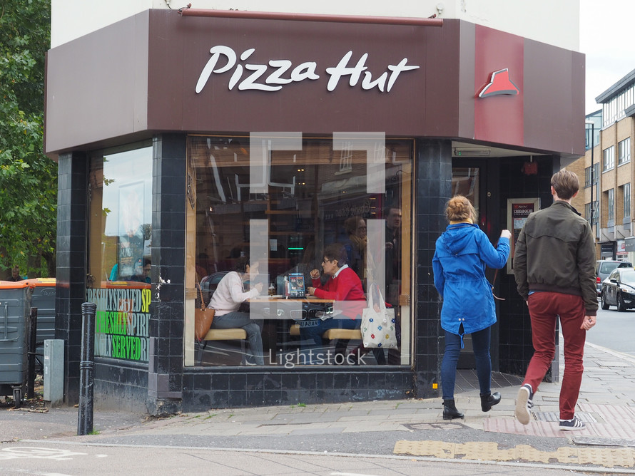 CAMBRIDGE, UK - CIRCA OCTOBER 2018: Pizza Hut storefront