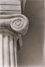 ancient column top 