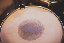 a drum and microphone 