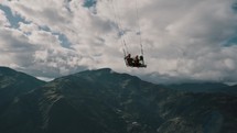 Massive Swing in Ecuador, Baños de agua santa