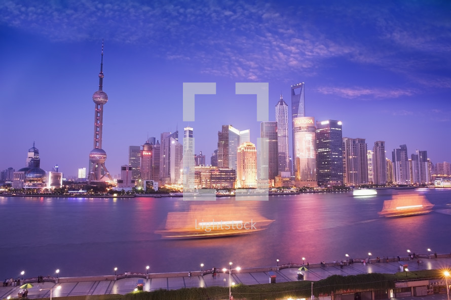 Elevated view of Pudong skyline at dusk from the Bund
Shanghai
China.
Asia.- editorial use only