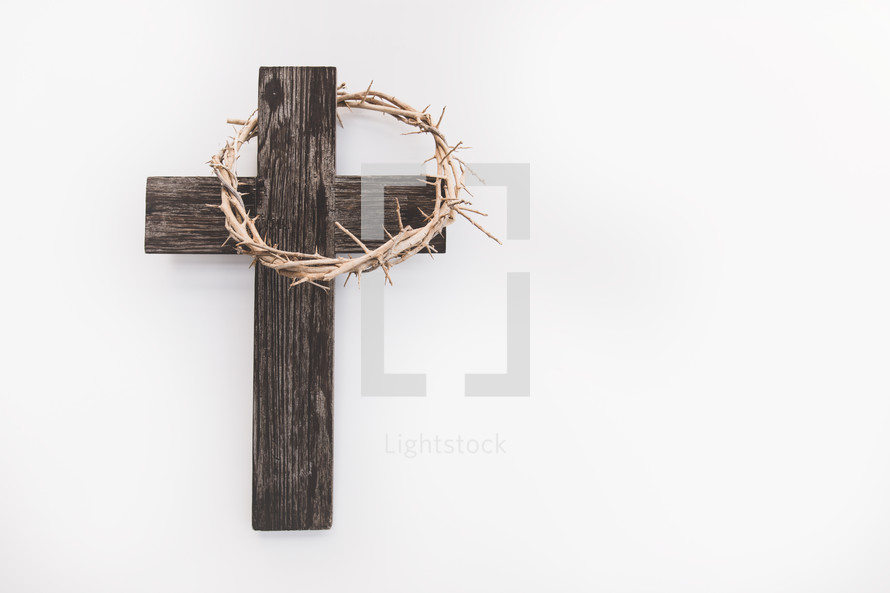 cross with crown of thorns 