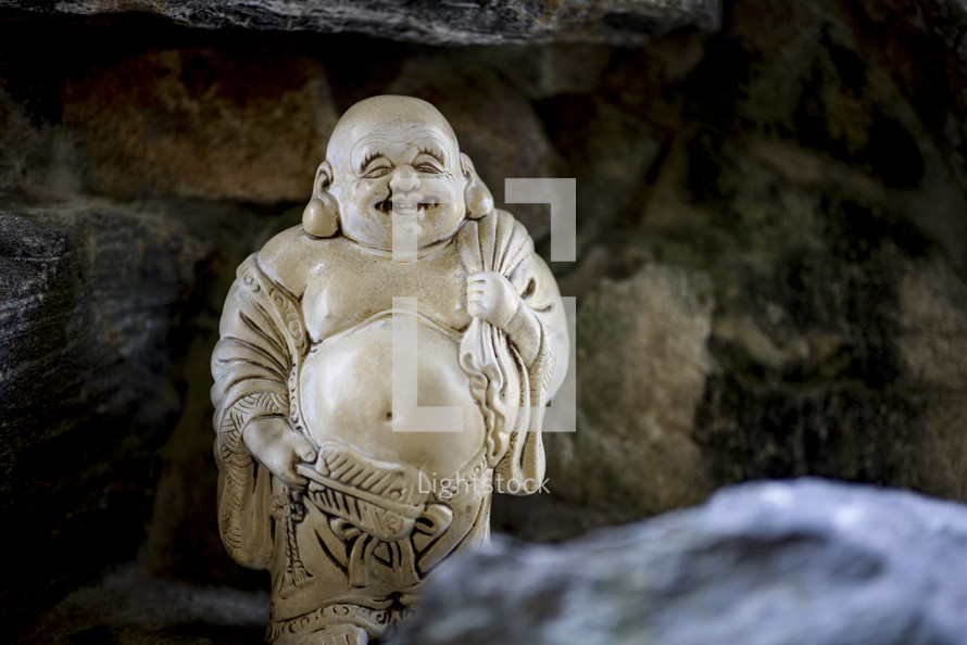 Laughin Buddha statue