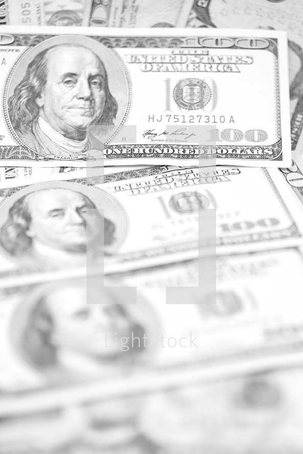 one hundred dollar bills 