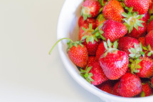 bowl of red strawberries 