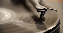 spinning record player 