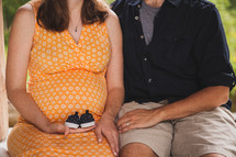 a pregnant couple 