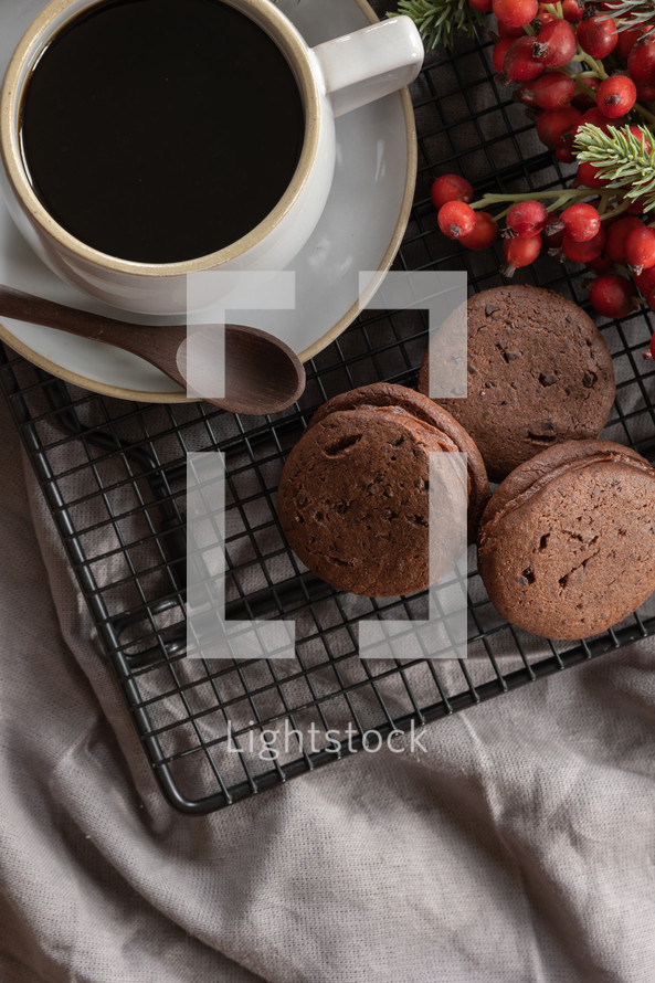 chocolate sandwich cookies and coffee, red berries 5.jpg