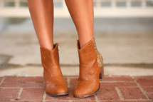 brown ankle cowboy boots 