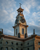 clock on a courthouse 
