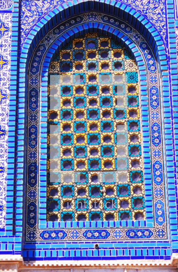 colorful arch on the Dome of the rock 