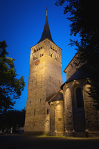 Martinskirche at night