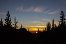 sunset in the horizon in Lost Creek Wilderness