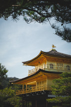 Yellow house in Japan 