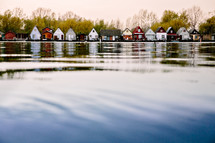 lake houses 